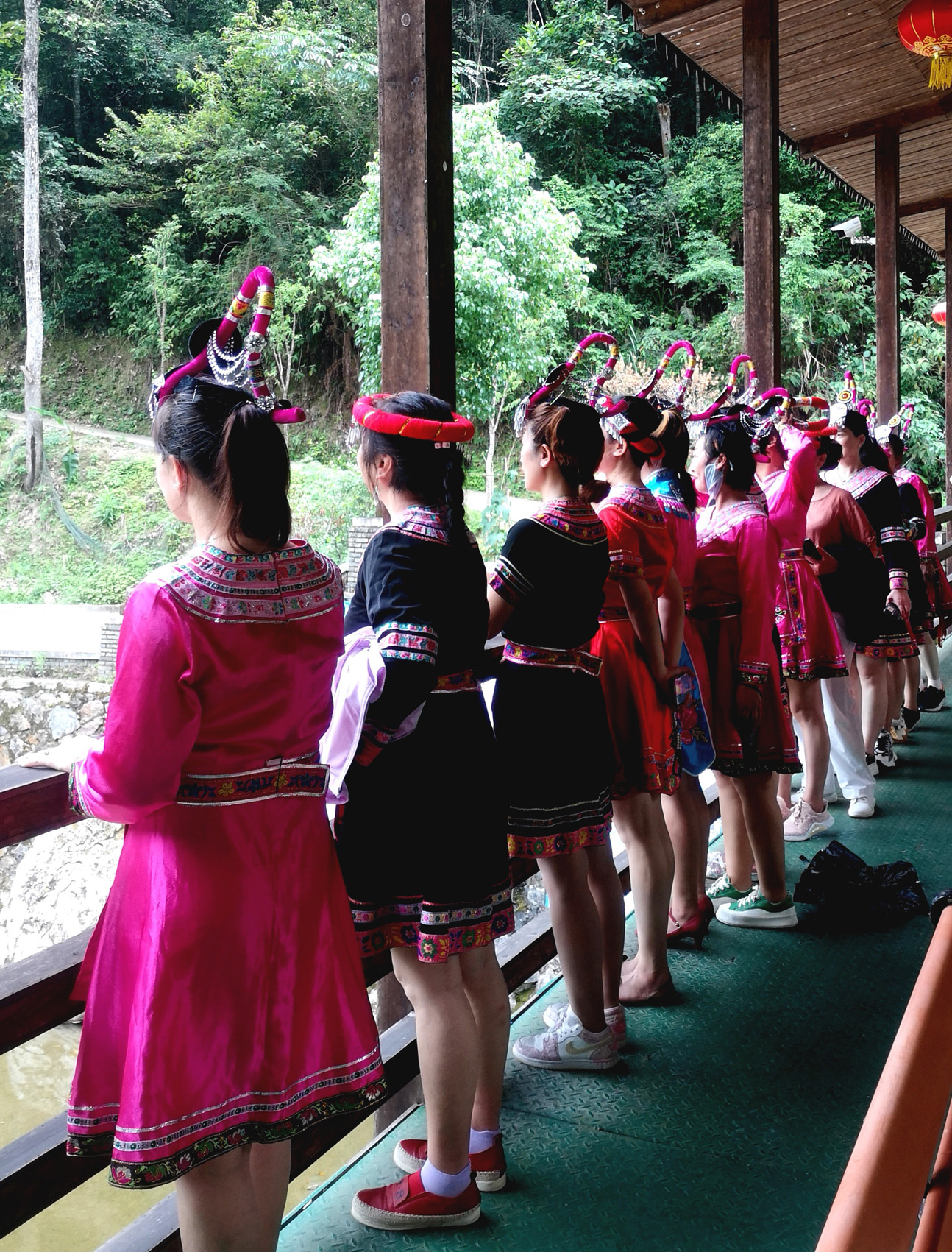 �Ը�̨